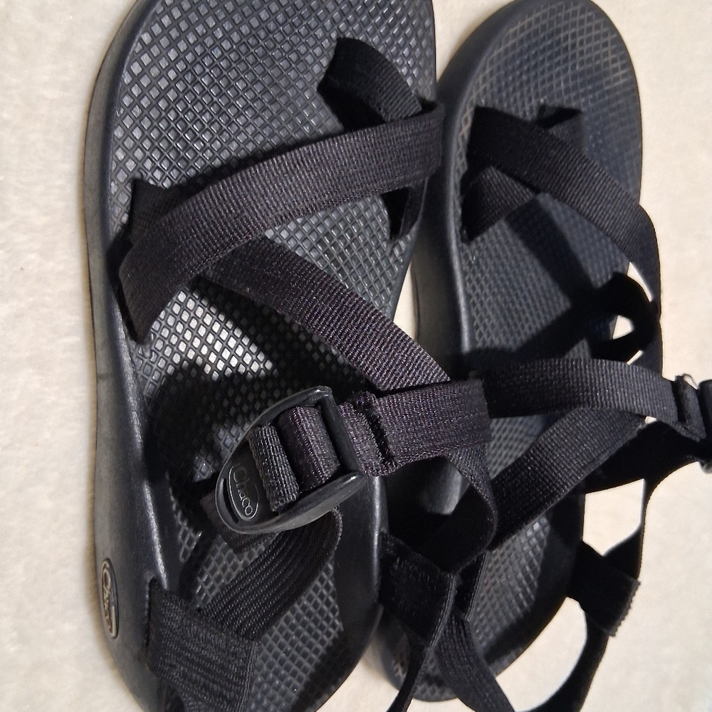 Chaco Black Men's Sandals - Picture 4 of 9